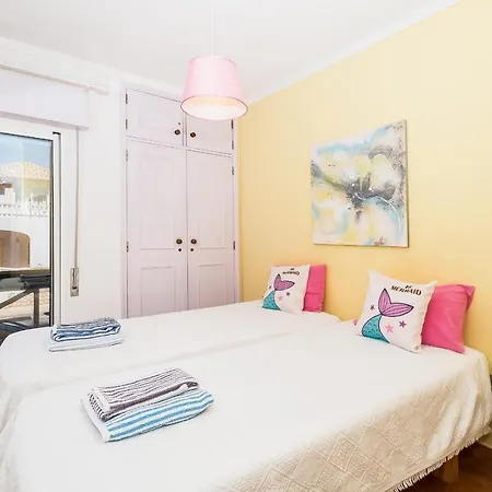 Διαμέρισμα Passaro Azul - Near City Center & Pet Friendly